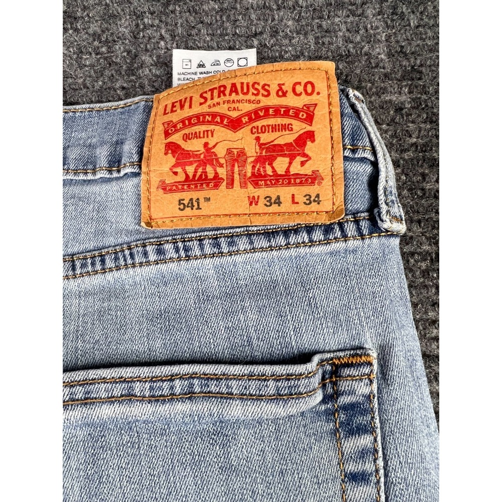 Vintage Levis 541 Jeans Mens 34x34 Light Wash Relaxed Straight Y2K Distressed US - Picture 9 of 13